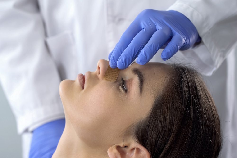 When to See a Facial Plastic Surgeon for a Broken Nose